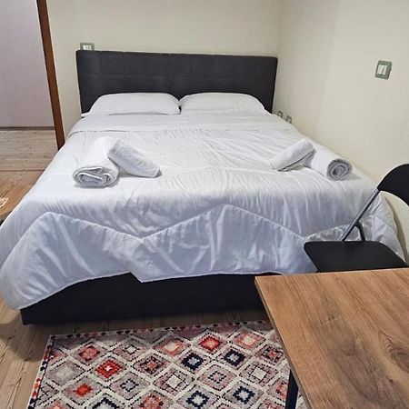 Hotel Sofra Gjirokastër Esterno foto