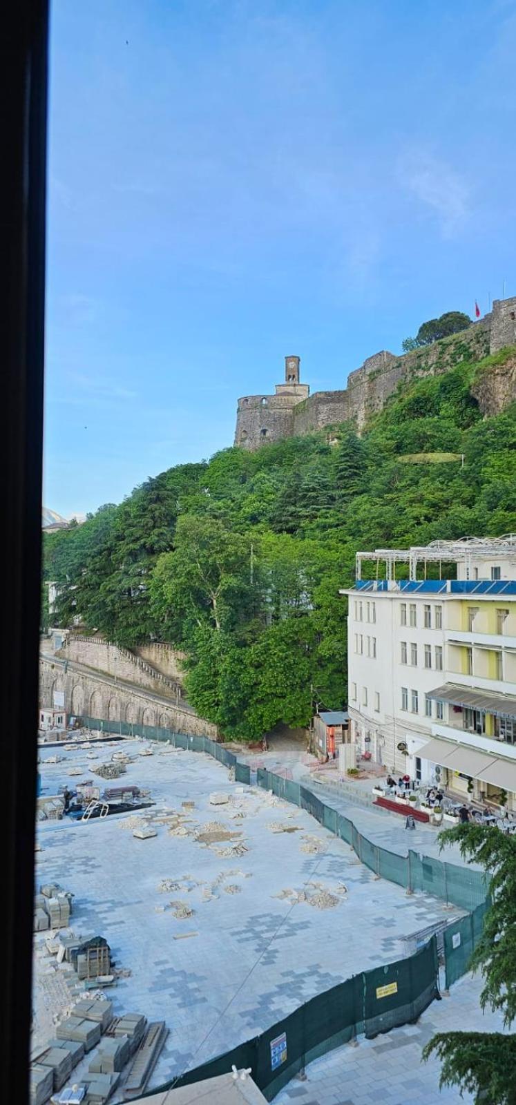 Hotel Sofra Gjirokastër Esterno foto