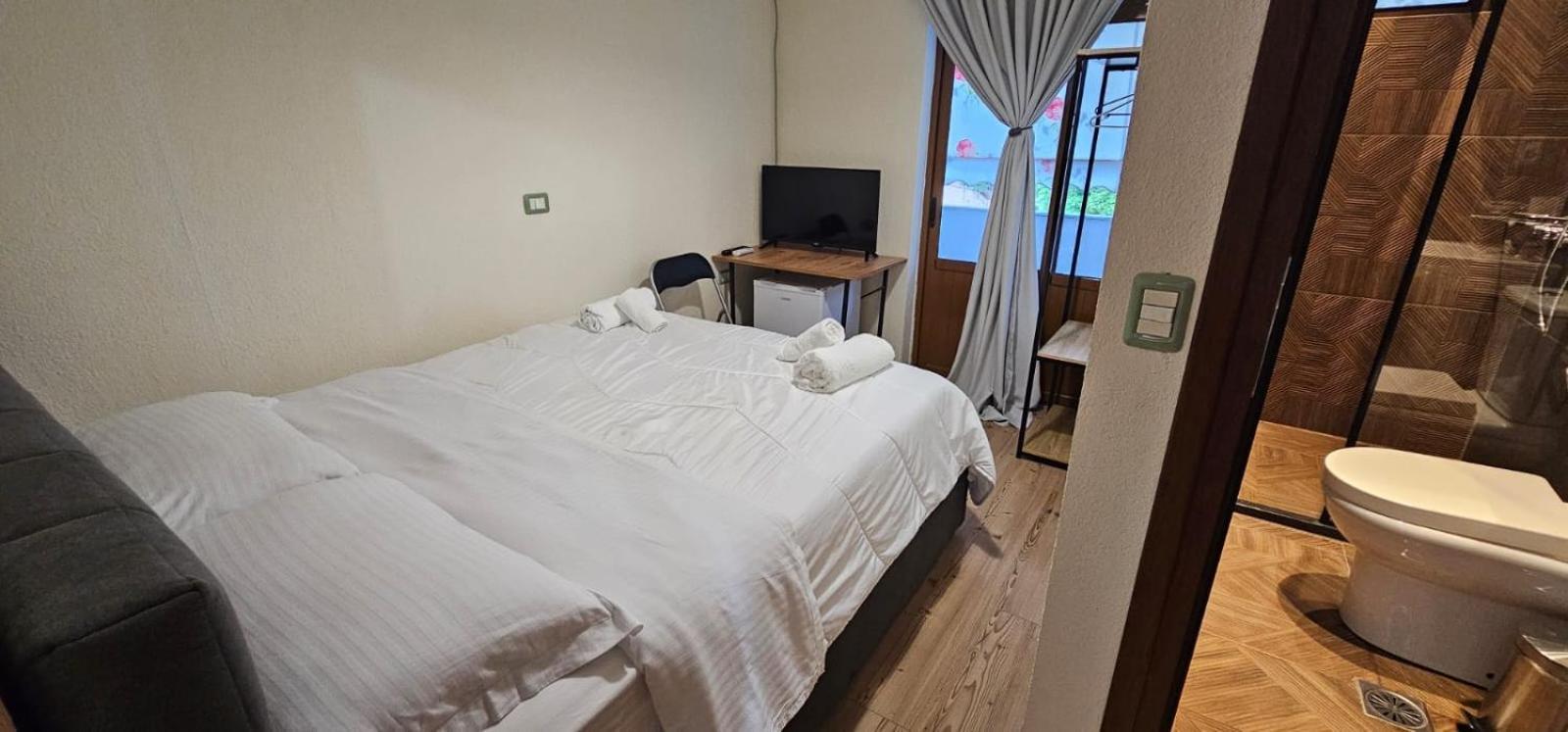 Hotel Sofra Gjirokastër Esterno foto