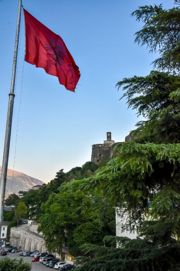 Hotel Sofra Gjirokastër Esterno foto