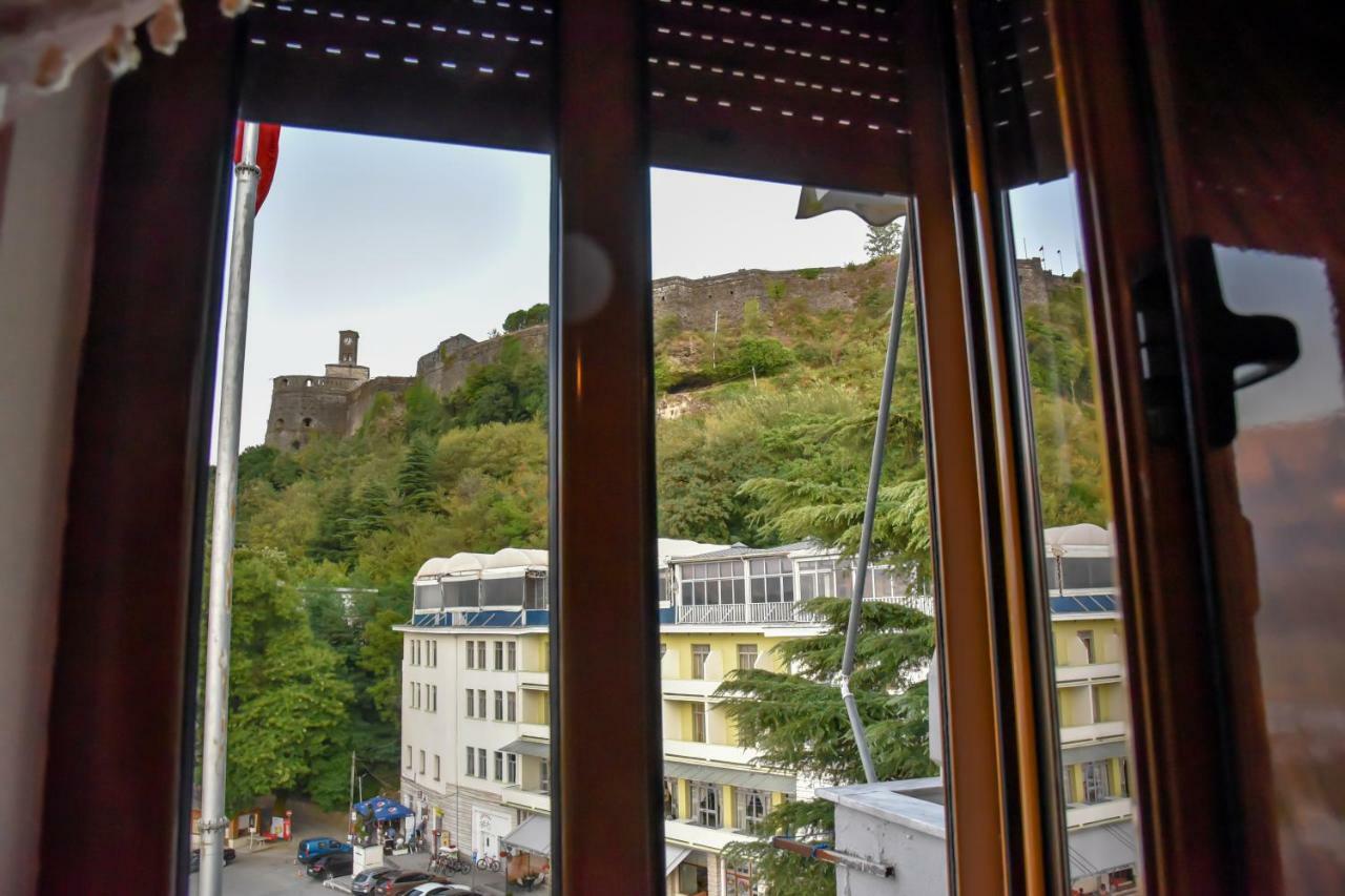 Hotel Sofra Gjirokastër Esterno foto