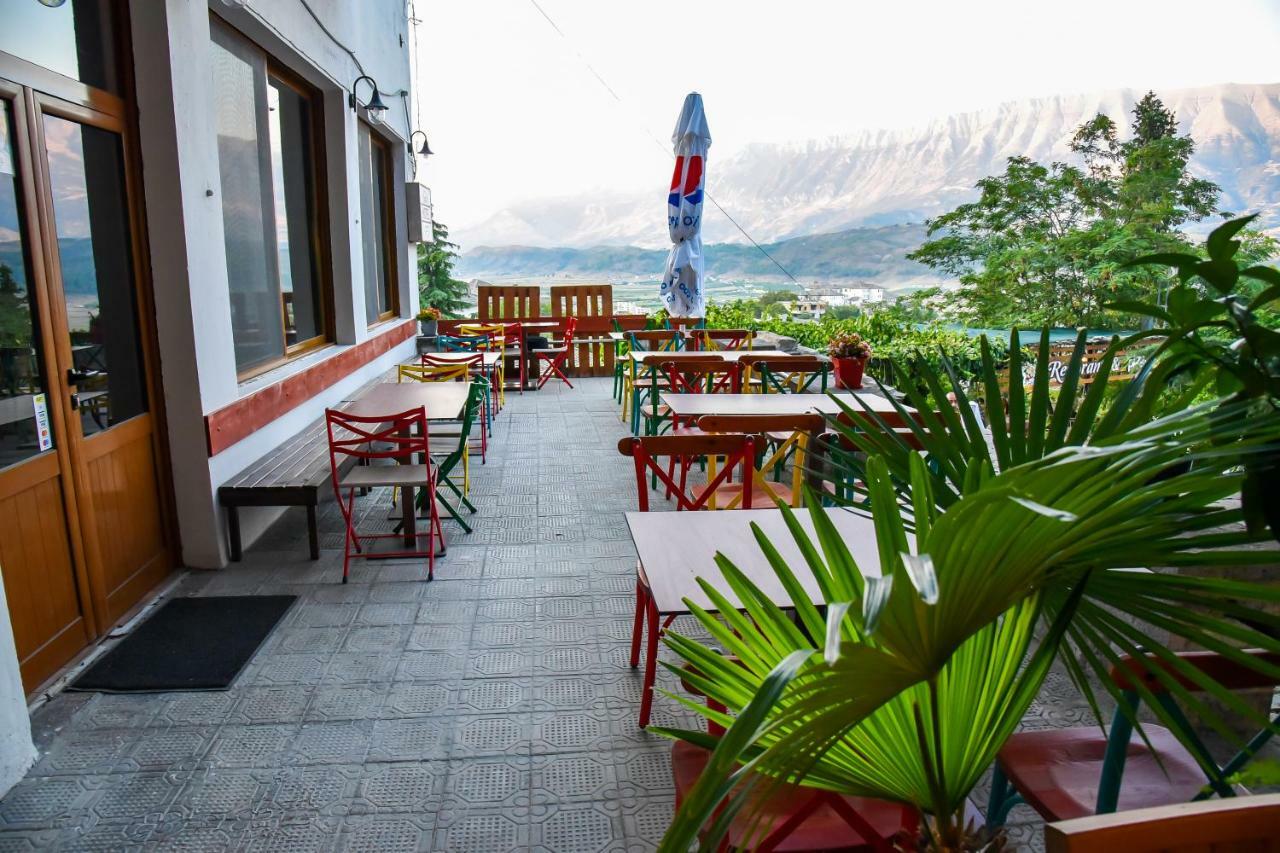 Hotel Sofra Gjirokastër Esterno foto