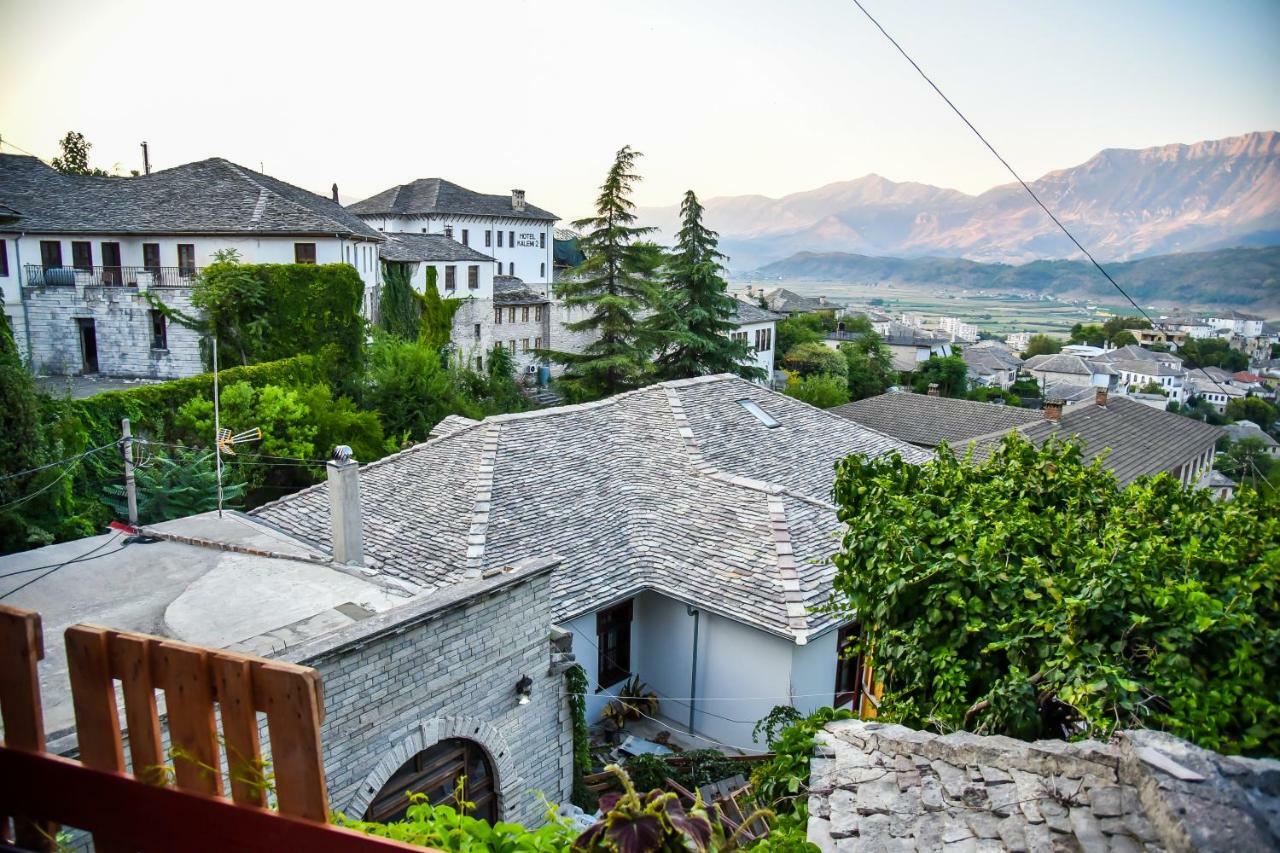 Hotel Sofra Gjirokastër Esterno foto