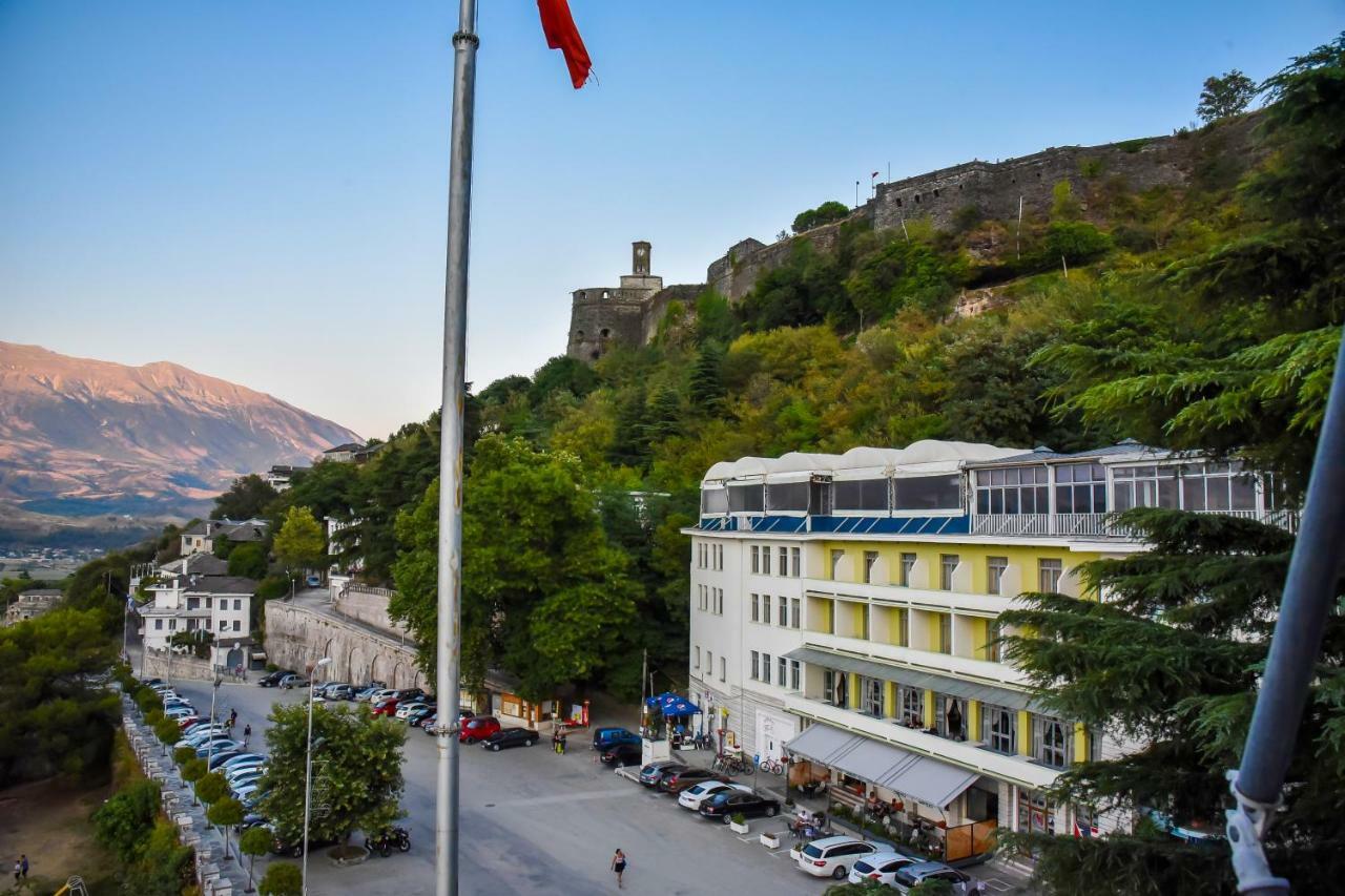 Hotel Sofra Gjirokastër Esterno foto