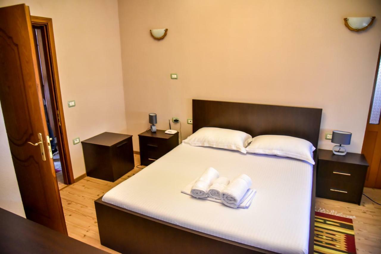 Hotel Sofra Gjirokastër Esterno foto